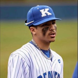 Meet your Posher, Aaron